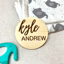 Load image into Gallery viewer, Custom laser engraved baby name wooden round
